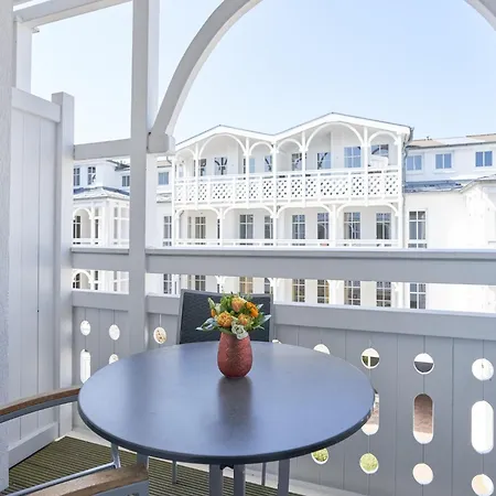 Stilvolle In Mit Ahoi-rabatt Und Balkon Apartment Sellin (Rugen)