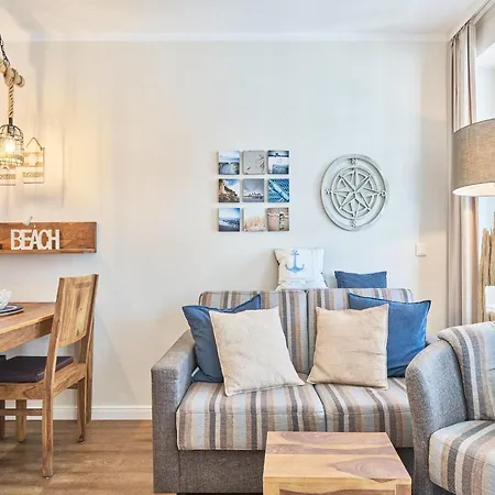 Stilvolle In Mit Ahoi-rabatt Und Balkon Apartment