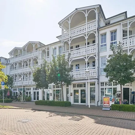 Apartment Stilvolle In Mit Ahoi-rabatt Und Balkon Sellin (Rugen)